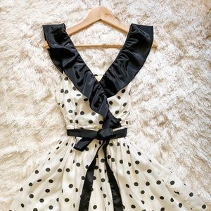 Polka dot dress!